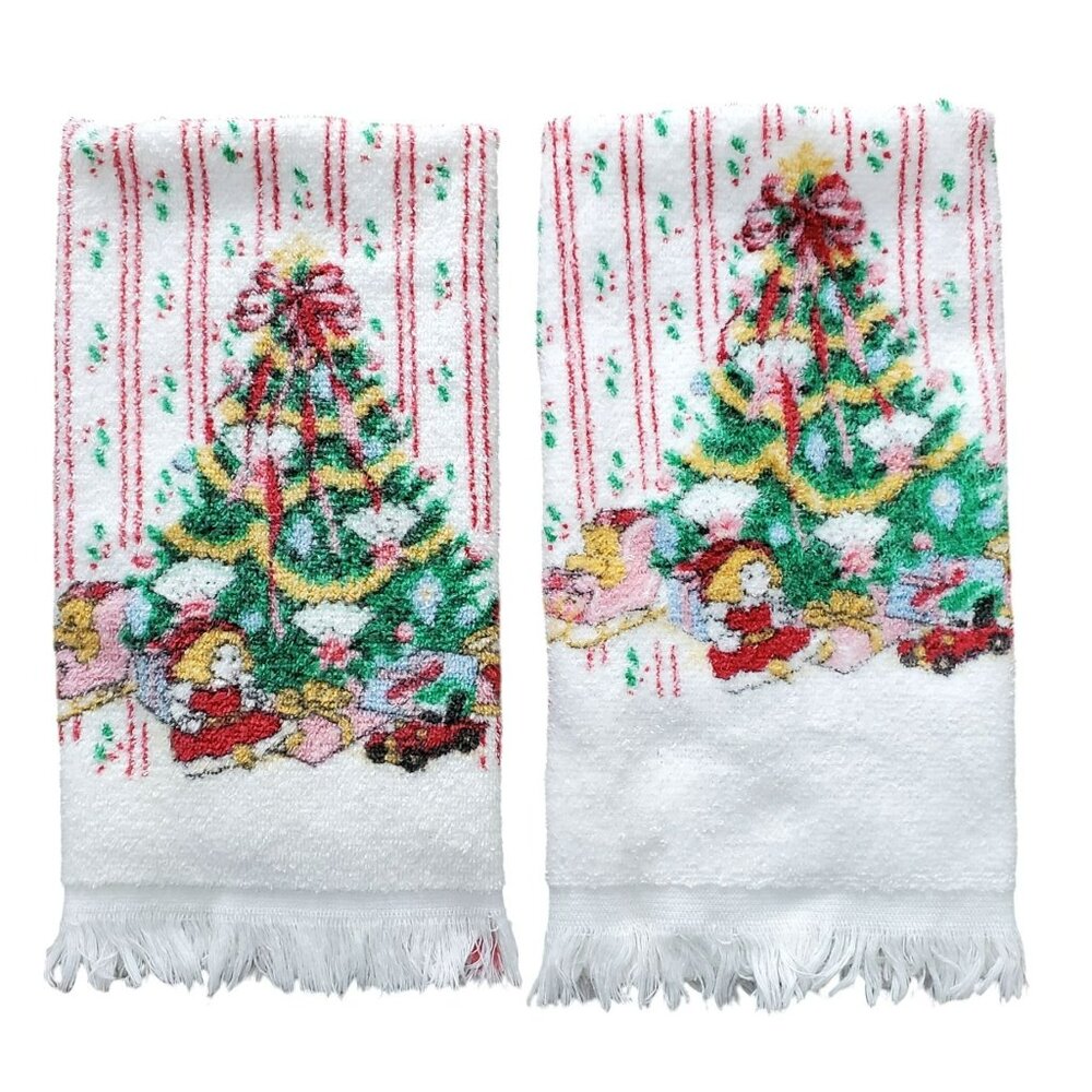 2 Vintage Christmas Tree Dish Towels Kitchen Holiday Presents Toys Striped Holly